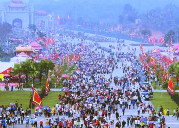 kinh nghiệm du lịch đền Hùng Phú Thọ