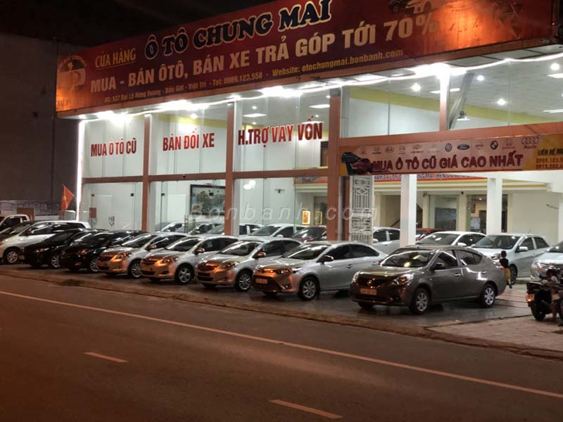 Cửa hàng ô tô Chung Mai