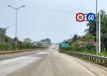 VEC đề xuất mở rộng gần 83km đường cao tốc Nội Bài - Lào Cai từ 2 làn lên 4 làn xe