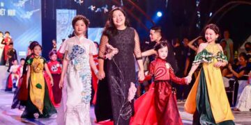 Lễ hội Áo dài trẻ em Việt Nam lần thứ Nhất