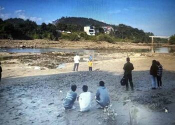 Nhóm 9 học sinh rủ nhau tắm sông Chảy, 1 em tử vong, 1 mất tích