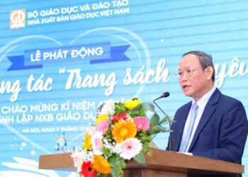 Kỷ luật người đứng đầu NXB Giáo dục Việt Nam vì sai phạm liên quan sách giáo khoa