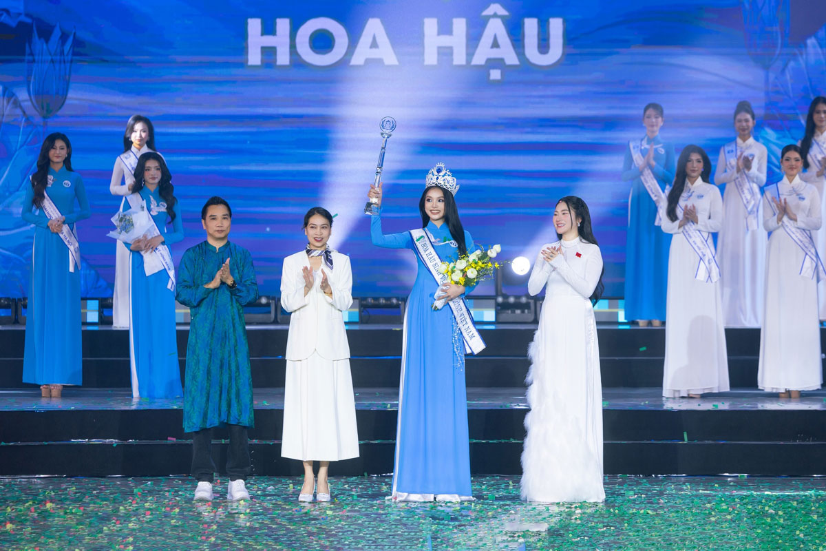 Người đẹp đến từ Phú Thọ đăng quang Hoa hậu Sinh viên Hòa bình Việt Nam 2025